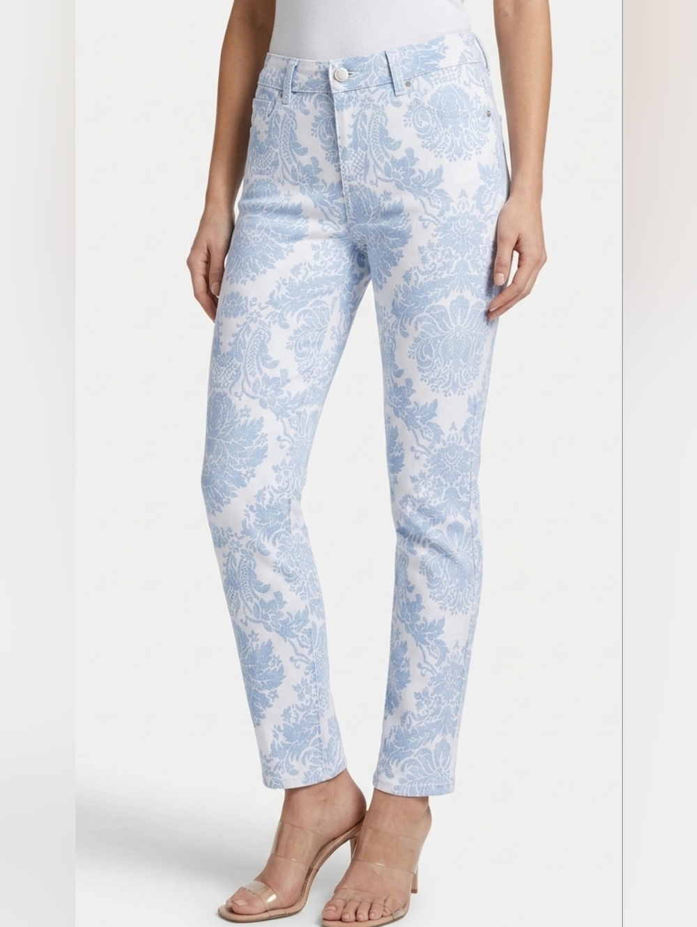 Boston Proper Light Wash Light Blue Applique Paisley Skinny Jeans Size 0